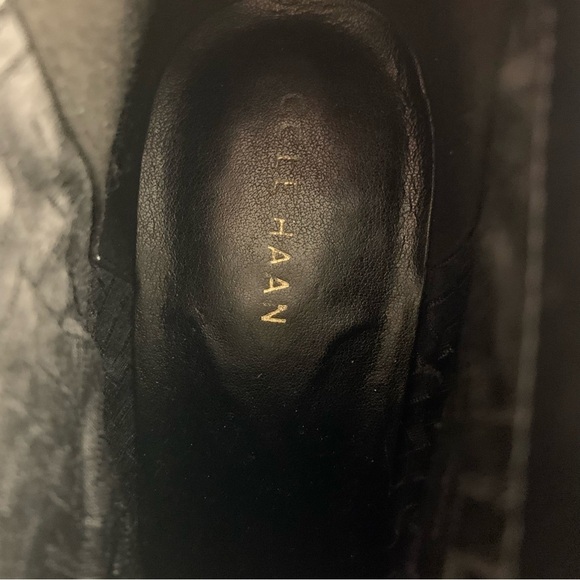 Cole Haan sz 7.5B Black Leather Suede Heeled Ankle Booties Rear Zip Pointed Toe - Picture 8 of 11